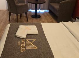 Mateus Hotel & Pool, h&ocirc;tel pr&egrave;s de la plage &agrave; Jounieh