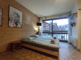 Studio Briançon, pistes et Cité Vauban à pied, Hotel in Briançon
