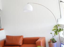 Résidence chez-moi, hotel en Moosou