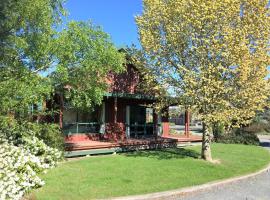 Cedar Chalets, cabaña o casa de campo en Methven