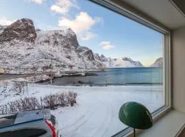 Valen House, Reine