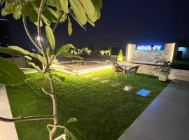 Skyline Retreat by Housiify