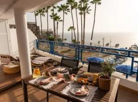 Private apartment with stunning ocean views and sunset.