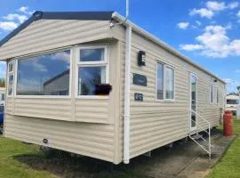 Sand le Mere Caravan Holiday let near Withernsea