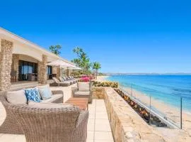 Oceanfront Villa - Heated Pool, Fire Pit & Beach