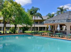 Pilanesberg Hotel โรงแรมในBoshoek