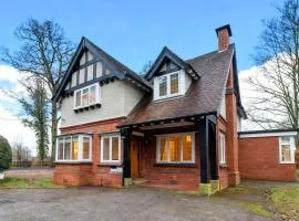 Coachman's House, Maxstoke I Minutes from Birmingham NEC I Perfect for work groups