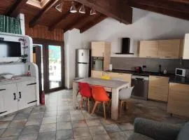 La Casa Del Bosco-The Wooden House