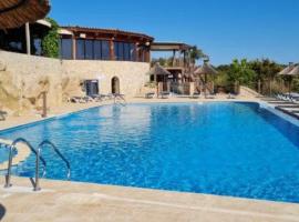 Camping Mer et Camargue - Aquatique Vacances, hôtel à Calvisson