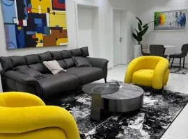 Cozy 2 Bedroom Apartment