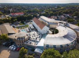 CE Plaza Hotel, boutiquehotell i Si&oacute;fok