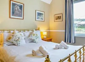 3 Bed in Keswick oc-sz135