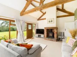 Peaceful 2 Bed Rural Retreat Hampton Lucy&Parking