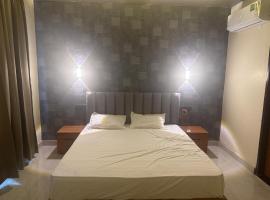 Hotel nine hearts, хотел в Pānīpat