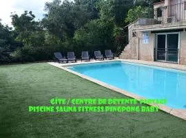 Appt MimiPinson 1er étage 8 pers piscine fitness lac riviere loisirs VAR