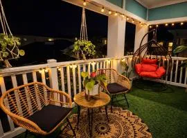 Boho Boutique Retreat - Pool - Gym - Private Patio