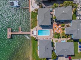 Beach Condo with Heated Pool, Steps to Sand, Coral Resort A-4, Hotel in Clearwater Beach