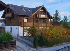 Ferienwohnung Romana mit 3 Schlafzimmern im Ferienhaus Bayerisch Gmain