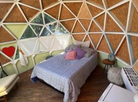 ProyectoQva Glamping, hotel i Villa Ballester