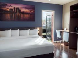 TStays Smart Hotel Courtyard, Gated Modern Stay, hotel v destinaci Port-of-Spain