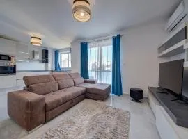 Beautiful 2bdr 2bth apt in Sliema with sea views