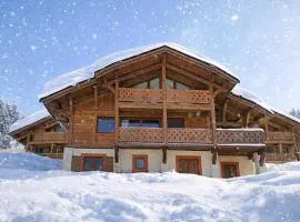 chalet Amitie familial de luxe avec JACUZZI, HEBERGEMENT MULTIPASS ETE, WIFI fibre, 150 m des pistes de ski et randonnées