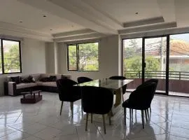 Ubicación privilegiada frente al parque de la madre cerca de todo