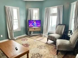 Queen Bed Private Room Shared Living Spaces