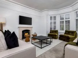 Stirling Edwardian House - Fireplace,Garden,Parking