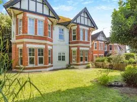 2 Bed in Bexhill-on-Sea oc-t29534