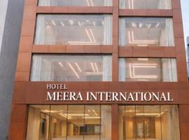 Hotel Meera International: Dum-Dum Junction şehrinde bir otel