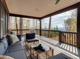 Mtn-View Deck! Modern Retreat Near Jump Off Rock