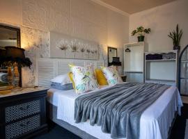 Studio47, hotel a Despatch