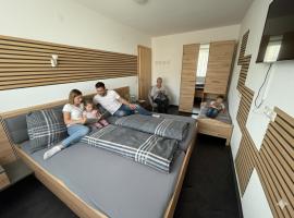 Alpenglück, хотел в Фис