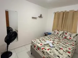 Apê confortável e bem localizado