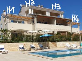 Sea Villas Residence – hotel w mieście Lovrečica