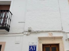 Apartamentos Turísticos Casa de la Judería de Olivenza, hotel u gradu Olivenza