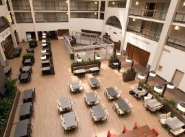 Embassy Suites by Hilton Detroit Livonia - Novi, Hotel in Livonia