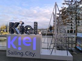 BR Apartment, хотел в Кил