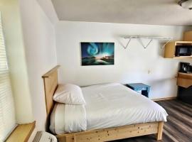 Northern Lights Lodge, hotel i Watford City