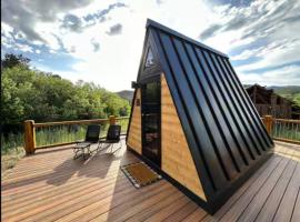 Viesnīca NEW! Unique Modern Glamping Chalet #5 pilsētā Ordervila