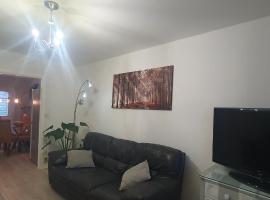 Discovery Meadow House, готель у місті Колвілл