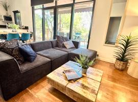 The Nature Resort Villas - Villas With a View, hotel u gradu Cowes