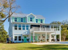 Harbor Oaks Haven Walk to Front Beach and Downtown!, hotel a Ocean Springs