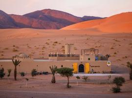 Riad Ouzina TGM, Hotel in Ouzina