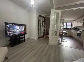 3 bed family home northwood London suburbs