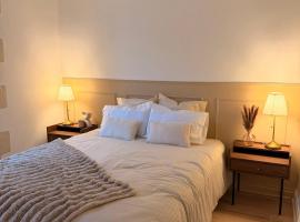 Appartement Jazz - Hyper Centre Vienne - Garage, ξενοδοχείο σε Vienne