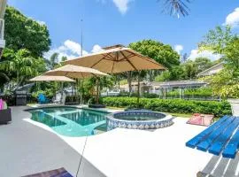 Dockside Paradise - Waterfront, Boat Dock, Swimming Pool and Spa