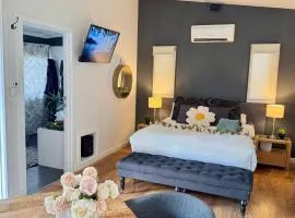 Couple's Luxury Resort Spa Retreat