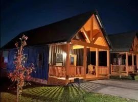 Bourbon Villa at Daynabrook Farm with Hot Tub-6